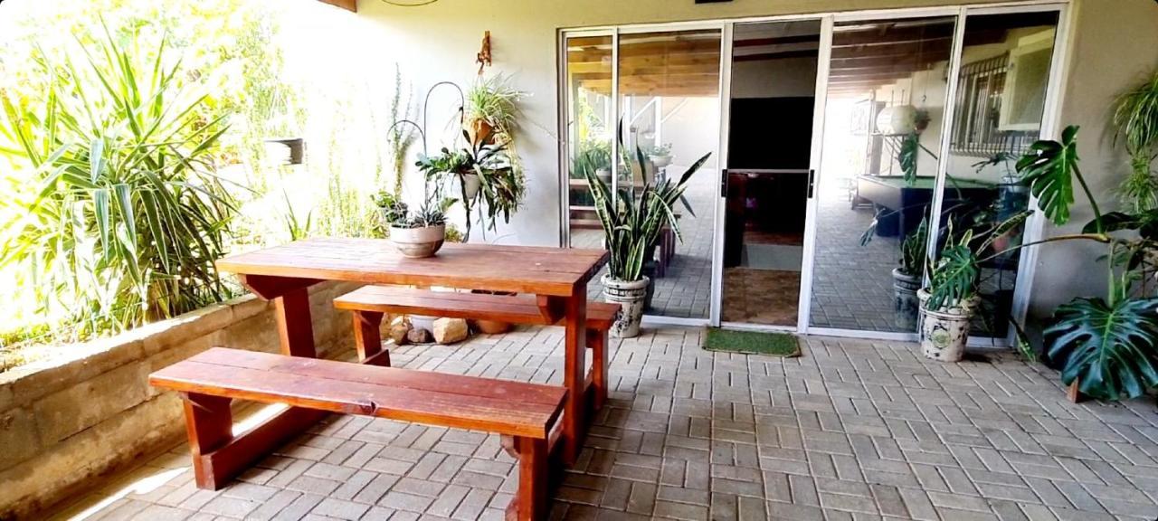 Mountain View Guesthouse Vanrhynsdorp Luaran gambar